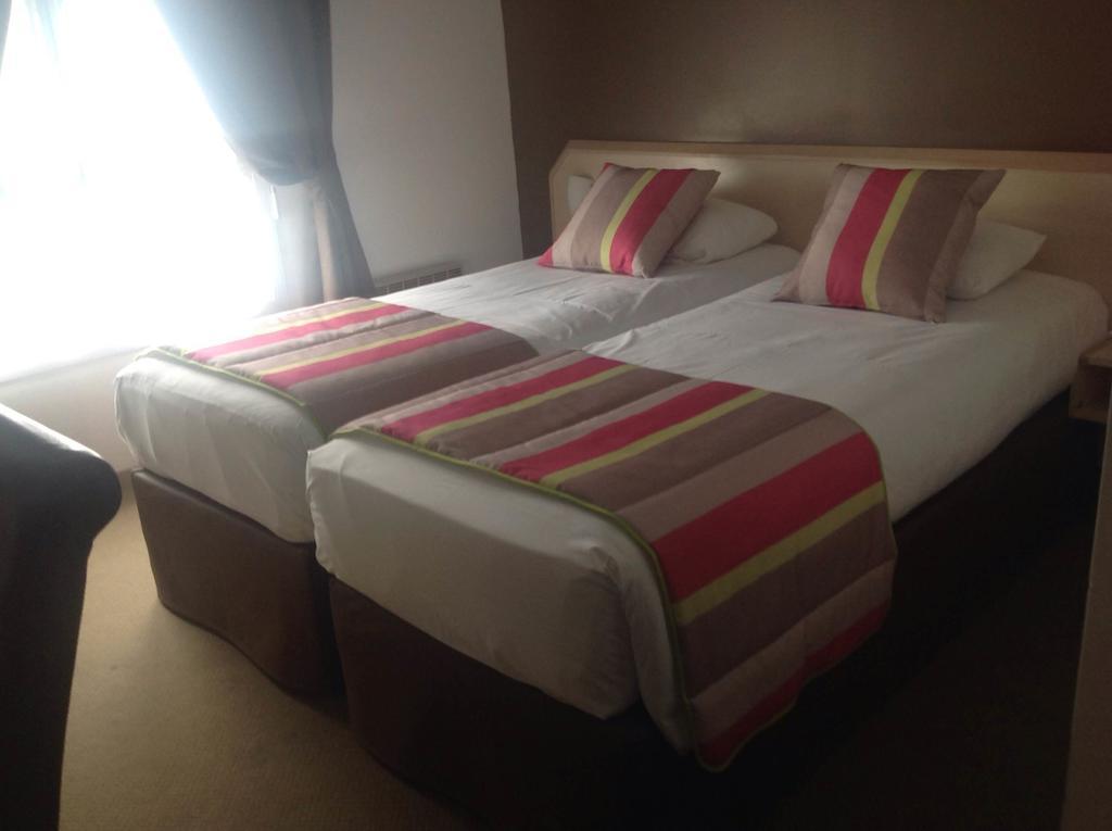 Brit Hotel Cherbourg Cameră foto