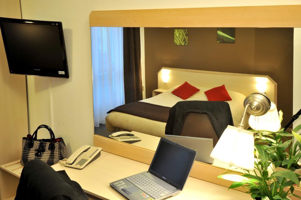 Brit Hotel Cherbourg Cameră foto