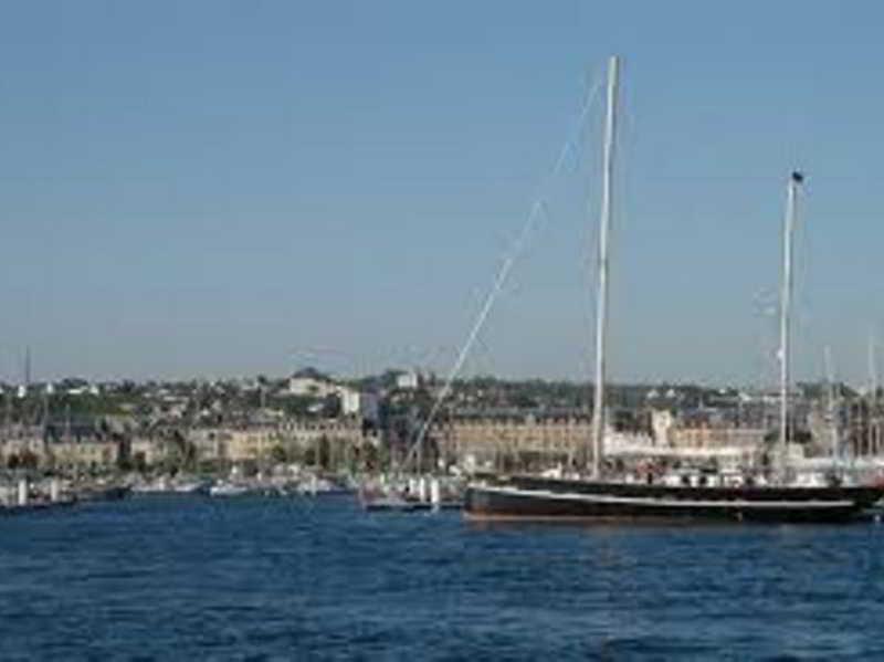Brit Hotel Cherbourg Exterior foto