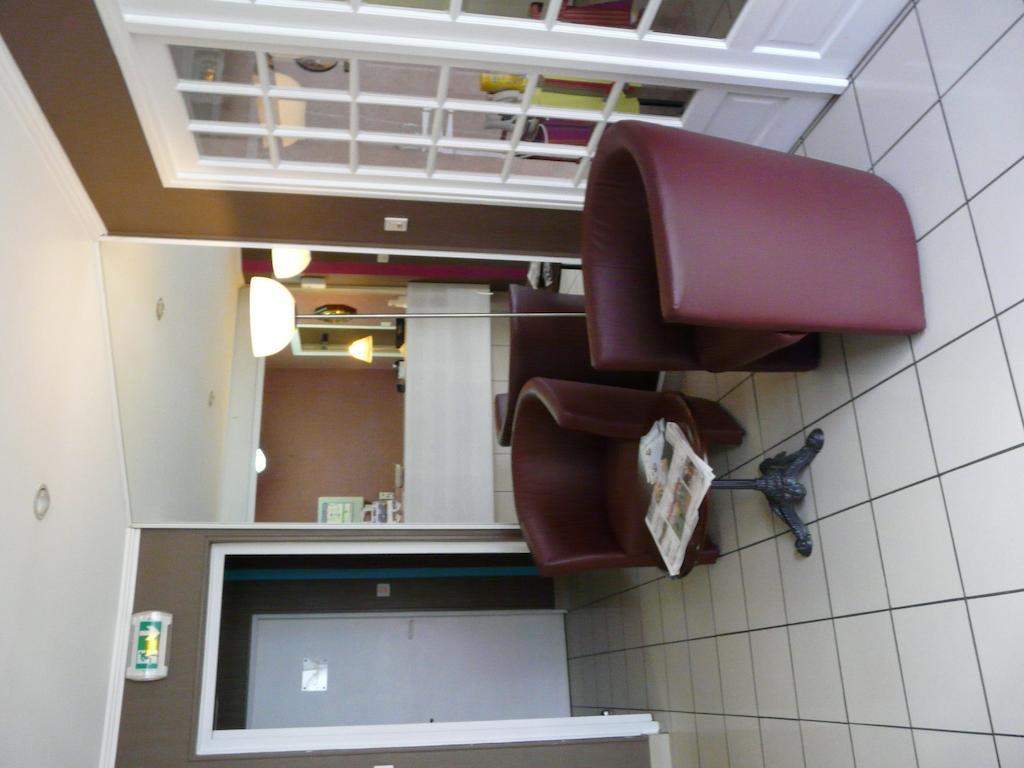 Brit Hotel Cherbourg Exterior foto